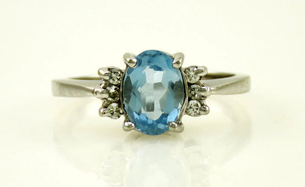 Lovely 14K White Gold Blue Aquamarine Diamond Ring Size 5.5