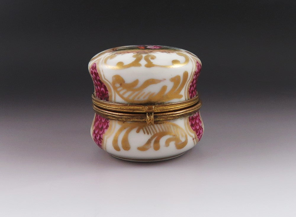 Rare Meissen German Hand Painted Porcelain Gilded Brass Jewelry Ring Box