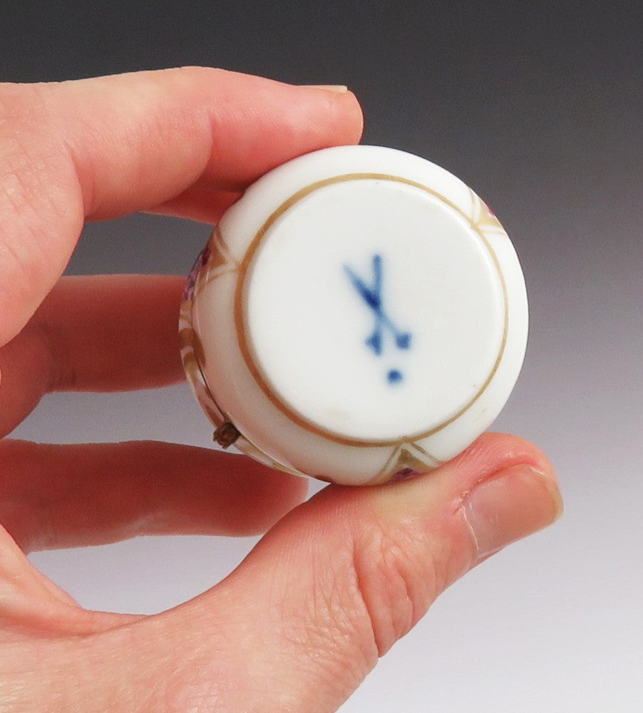 Rare Meissen German Hand Painted Porcelain Gilded Brass Jewelry Ring Box