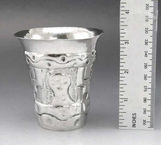 Striking Vintage 1960s Peruvian 900 Silver Handwrought Cup Beaker