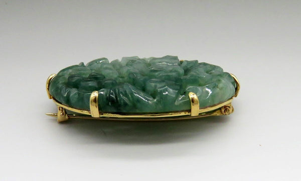 Vintage 14K Yellow Gold Hand Carved Natural Jade Stone Flower Oval Brooch Pin