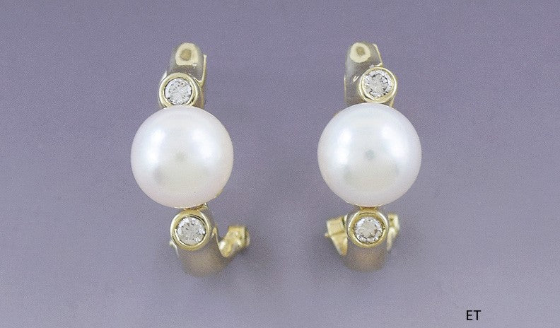Nice Quality Pair 14K Yellow Gold Pearl Diamond Huggie Earrings