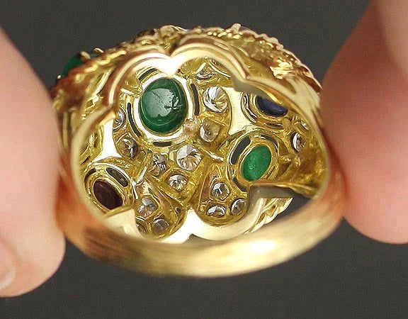 Stunning 18K Gold Emerald Sapphire Ruby & VS Diamond Ring