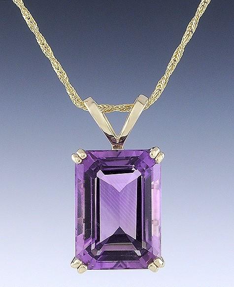 Gorgeous 14K Gold & Natural Amethyst Pendant Necklace