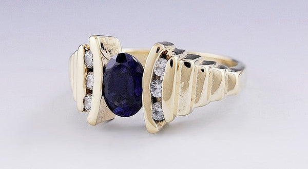 Beautiful 14k Yellow Gold Blue Sapphire and Diamond Ring Size 6