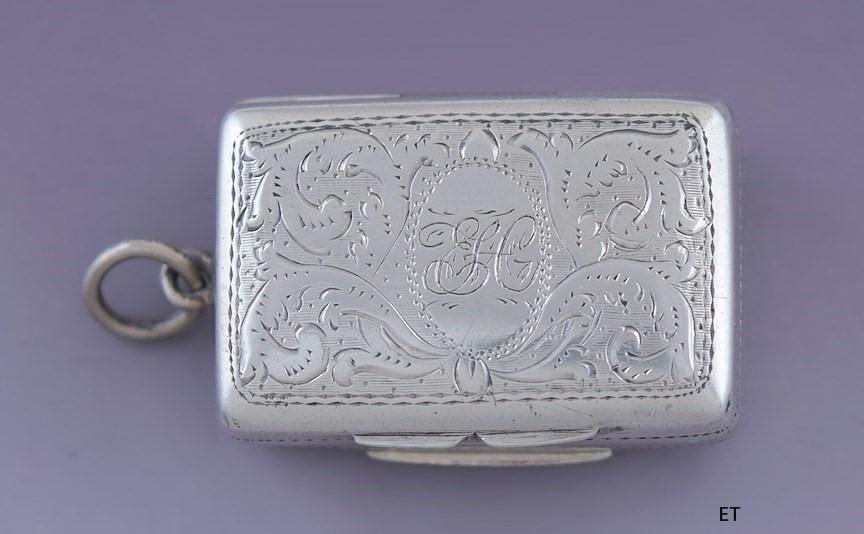 Neat English Georgian sterling silver Vinaigrette/scent box made in 1833.